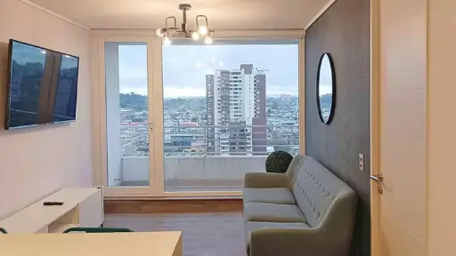 Arriendo departamento en calle Salas